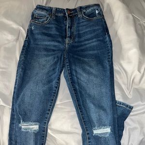 Stretchy medium wash jeans